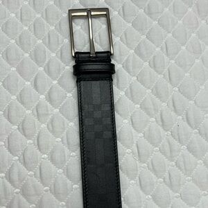 Burberry Black Leather Dress Belt - size 100 / 40